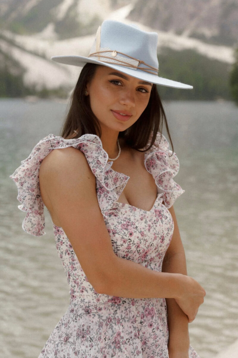 Alexandra Negulescu MPowerYoga